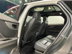 جاگوار F-Pace